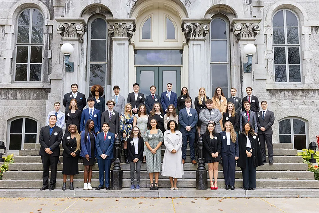 2023 remembrance scholars standing on the steps of the Hall of Languages