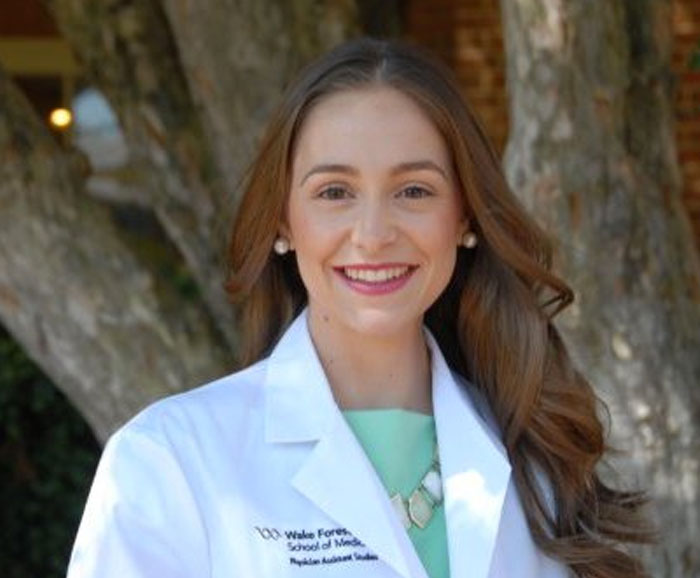 Dara Seeling portrait during white coat ceremony