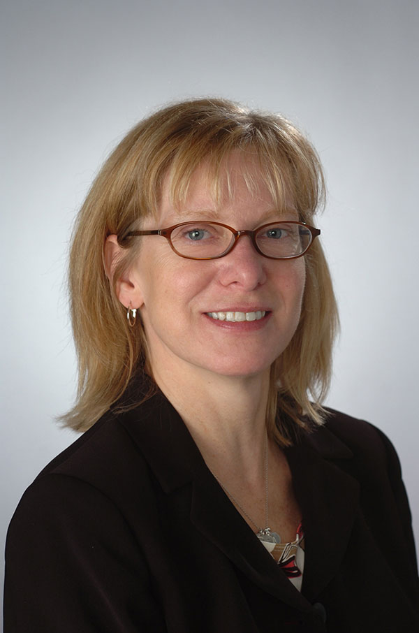 headshot Lisa Olson-Gugerty
