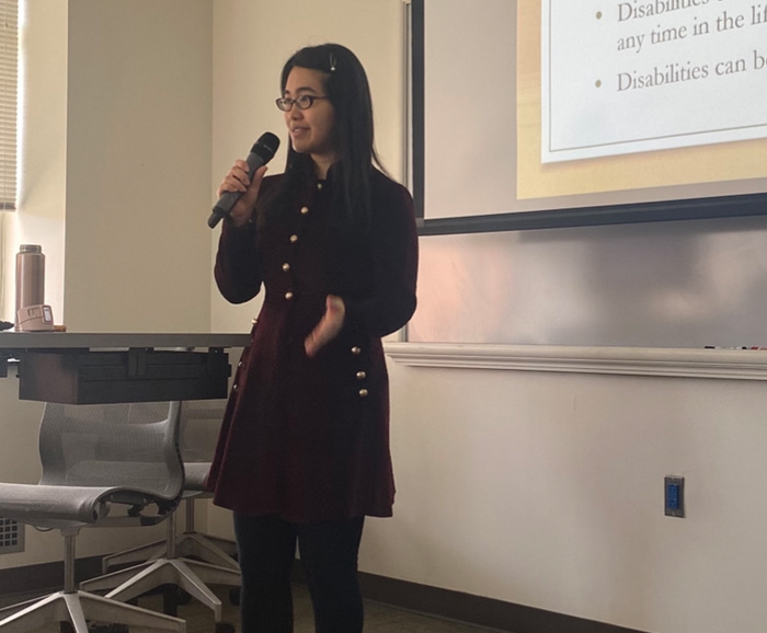 Professor Xiafei Wang giving a lecture.